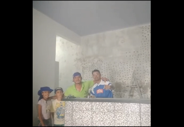 Imagem de compartilhamento para o artigo Doidão aceita convite especial e visita família de clientes em Costa Rica da MS Todo dia